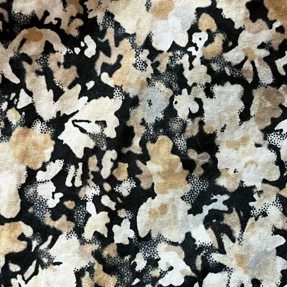 Time and Tru XXL (20) Ditsy Daisy Floral Mini Dress with Flutter Sleeves - Picture 11 of 16